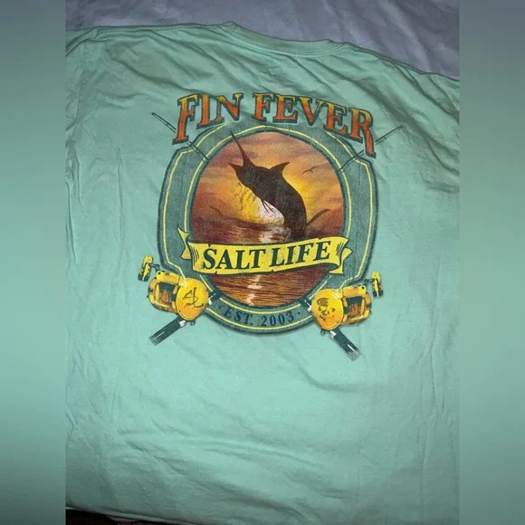 (SOLD) 7 LARGE SHIRTS BUNDLE FOR 25.00 AND TWO FOR FREE TOTAL OF 9 LARGE SHIRTS - Picture 5 of 8